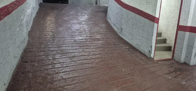 Exclusiva plaza de parking en Sarrià, comodidad, amplitud y excelente ubicación — 12
