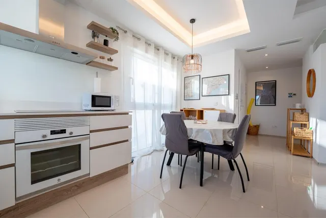 Apartamento 2 hab, 2 baños y solarium — 7