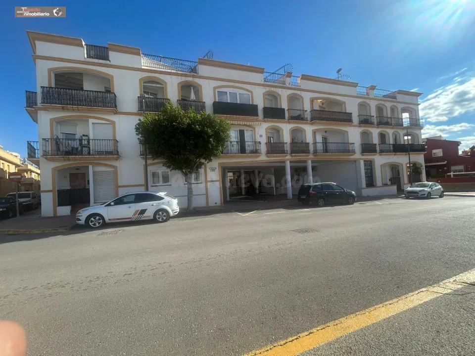 PLAZA DE PARKING, VERA