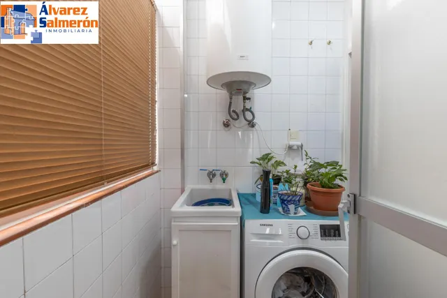 Amplio y luminoso piso de 3 dormitorios listo para entrar a vivir junto al metro de Albolote — 26