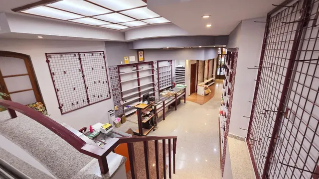 LOCAL COMERCIAL EN VENTA Y ALQUILER — 3
