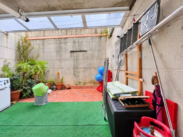 Vivienda luminosa con garaje privado y terraza en una tranquila calle de Gavà — 15