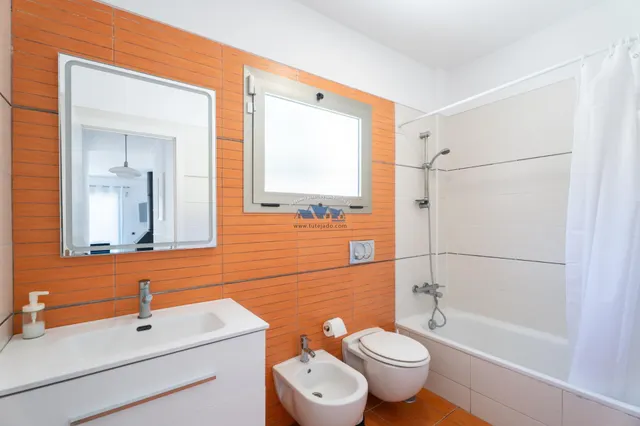Chalet independiente en venta — 30