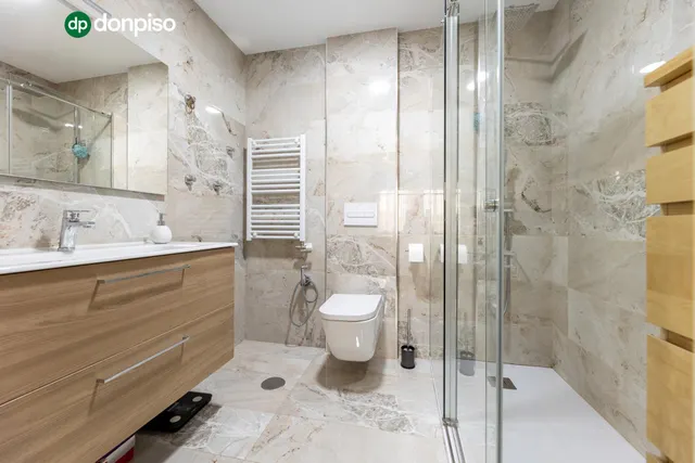 La vivienda perfecta para su familia. Edificio nuevo. Garaje. Excelente zona — 18