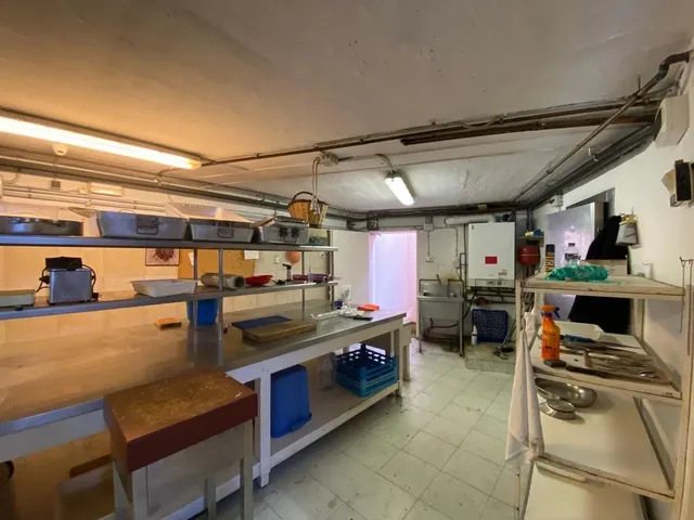 Terreno + Masía en venta en Bellaterra — 11