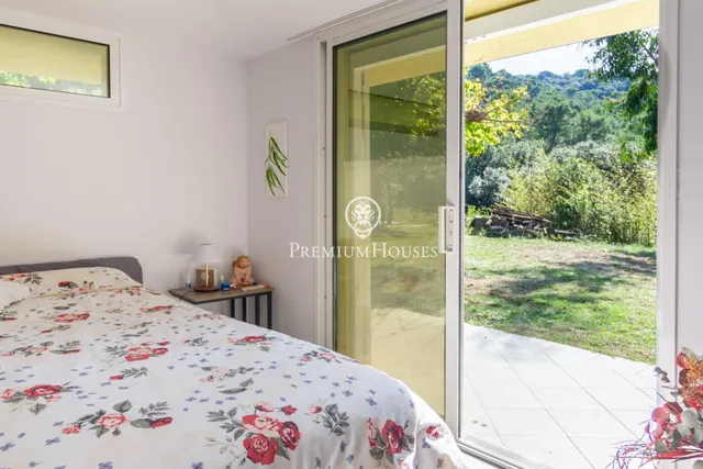 Exclusiva casa en Vallromanes. Naturaleza, privacidad y vistas panorámicas. — 15