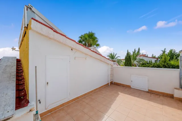 Villa 2 habitaciones 132m² en venta - Centro de la Ciudad Quesada — 35