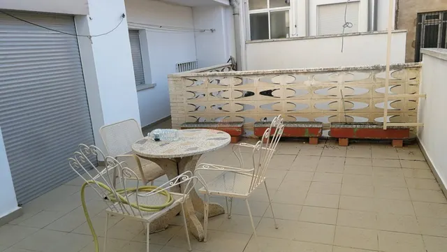 SORPRENDENTE...SE VENDE CASA DE LUJO INDEPENDIENTE, CON LOCAL, A 3 MINUTOS DEL CENTRO DE ALBACETE — 35