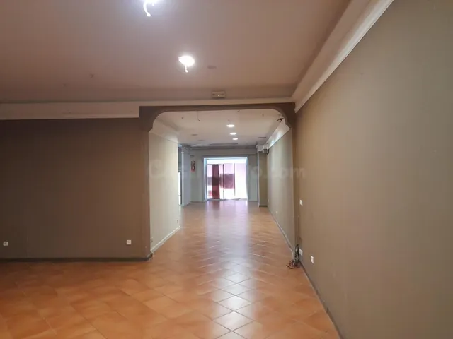 Excelente y amplio local !!! - foto 5