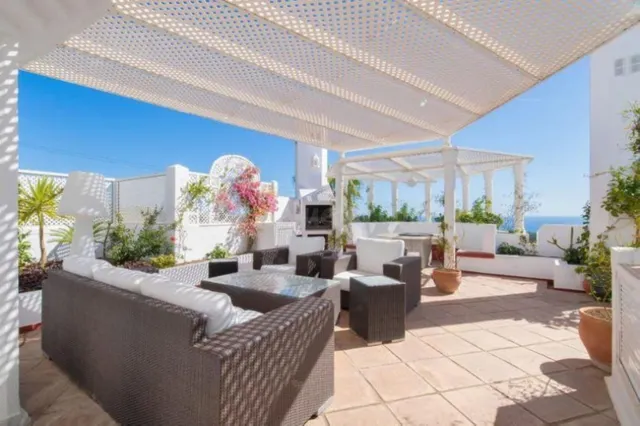 Ático Dúplex 4 habitaciones 240m² en venta - Marbella - foto 4