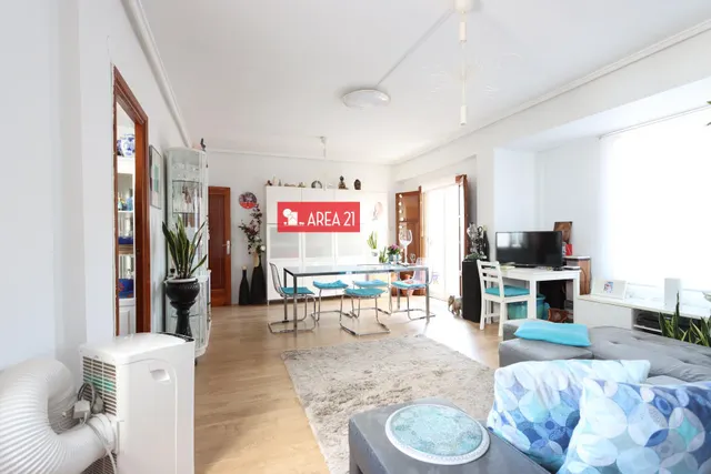 Acogedor Piso en Benaguasil con Magníficas Vistas — 6