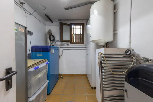 ADOSADA CON 4 DORMITORIOS, AMPLIAS TERRAZAS Y VISTAS A GRANADA Y SIERRA NEVADA — 46