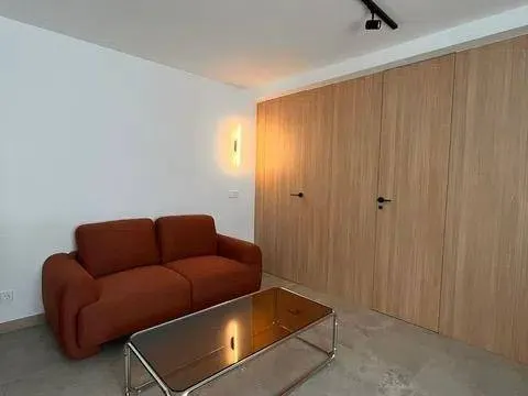 Piso en venta en Calle de Mercedes Arteaga, 9 — 13