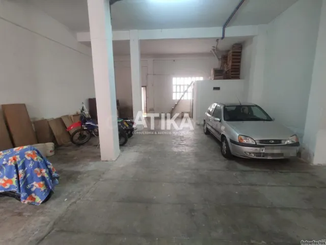 LOCAL ACONDICIONADO PARA ENTRADA DE VEHÍCULOS - foto 3