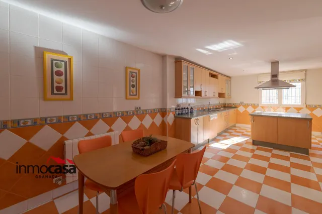 Espectacular vivienda pareada con piscina y amplio patio en Las Gabias (Granada) — 17