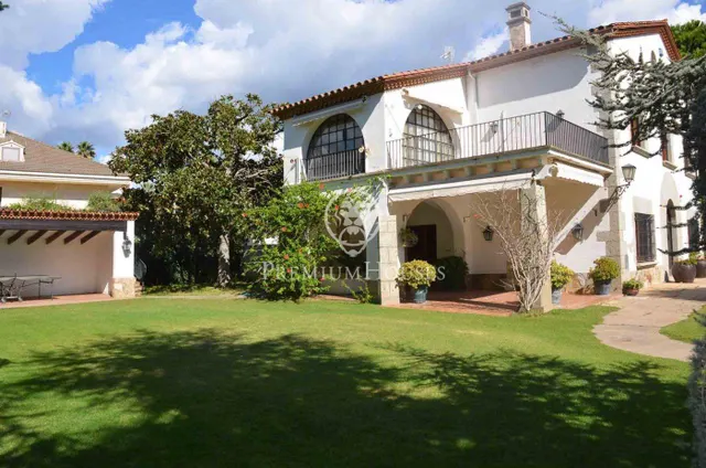 Masía en venta en el centro de Llavaneres — 21