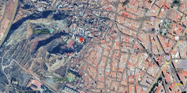 Se vende casa independiente OKUPA en Lorca (Murcia). - foto 2
