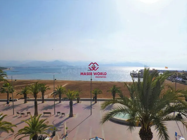 Apartamento en venta en 1ª linea en Puerto de Mazarron — 4