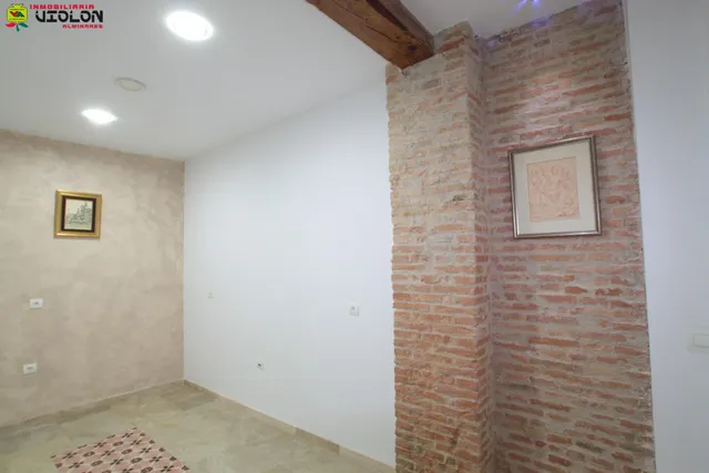 Amplias oficinas en Plaza Bib-Rambla — 22
