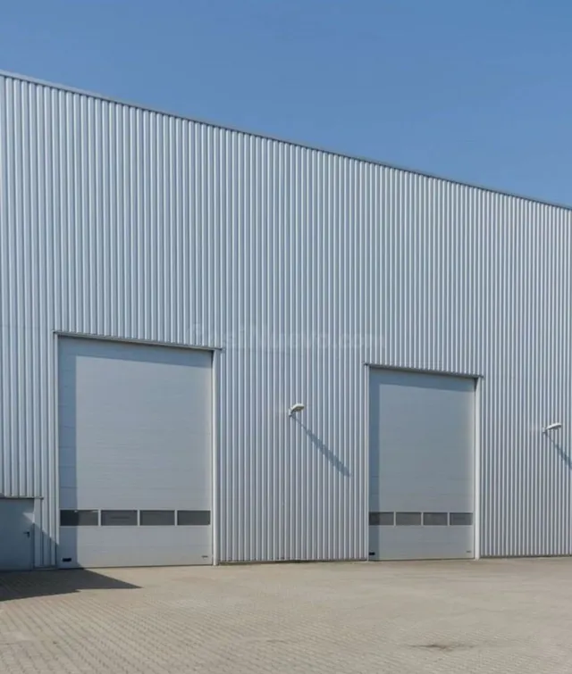 Local comercial 4300m² en venta - Zona Pueblo - foto 4