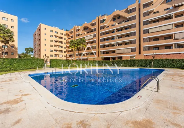 Piso en venta en Reus - foto 2