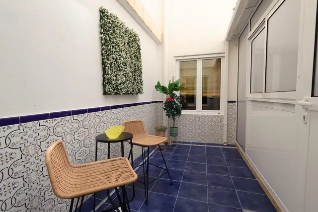Torrevieja Avda de la Libertad, apartamento en planta 1ª frente al nuevo centro comercial del puerto — 26