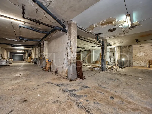 Local en venta de 990m2 en plena Avenida de Novelda, Altozano — 46