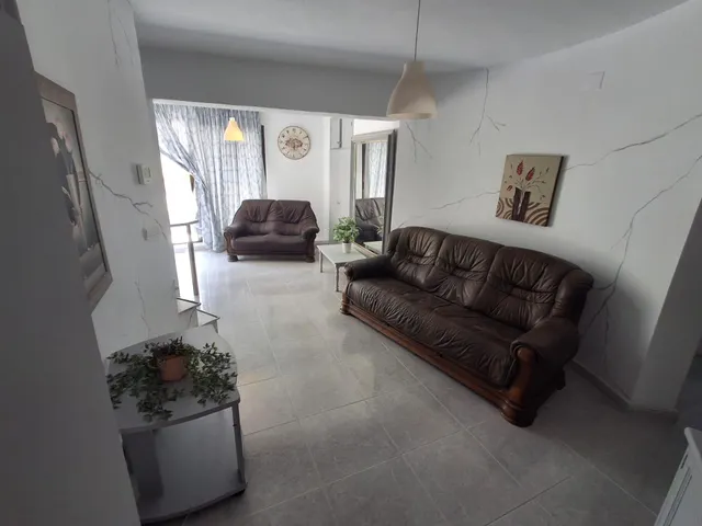 CHALET EN ORIHUELA COSTA CON GRAN PARCELA Y PISCINA PRIVADA — 32
