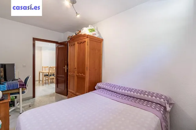 ¡¡Fantástico piso de 7 habitaciones en zona Avd. Cervantes !! — 13