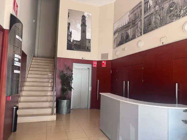 Oficina en venta en Zona Oeste — 39