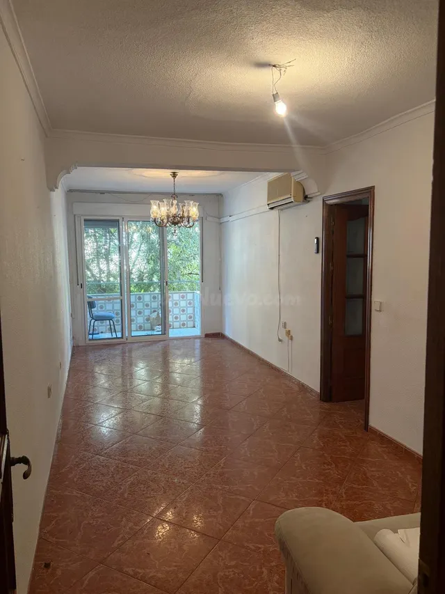 PISO EN LEVANTE!! — 4