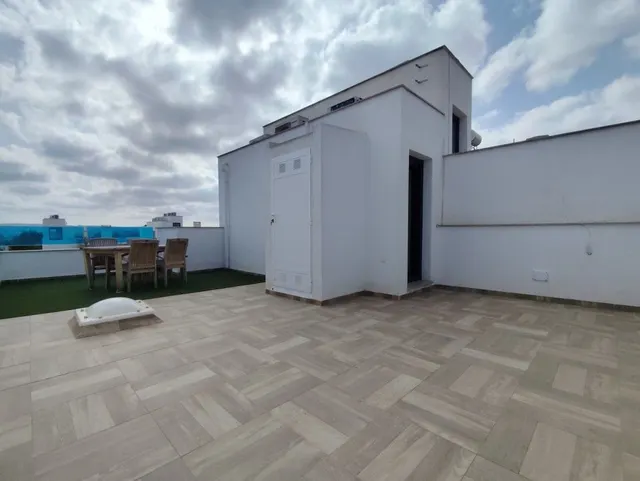 Casa adosada en venta en Bigastro con 3 dormitorios, 3 baños, solárium privado de 39 m2 y piscina comunitaria — 25