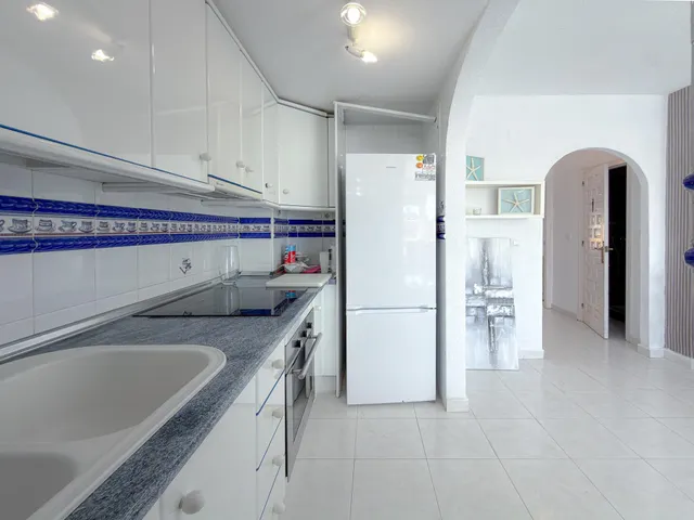 La Veleta! Impresionante Ático con excelente distribución de espacios + Gran terraza y Solarium privado con espectaculares vistas al mar — 17