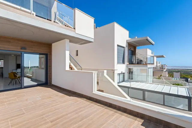 Vivienda en Bellavista San Miguel de Salinas — 36