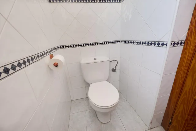 Exclusivo Apartamento en el Corazón de Torrevieja — 11