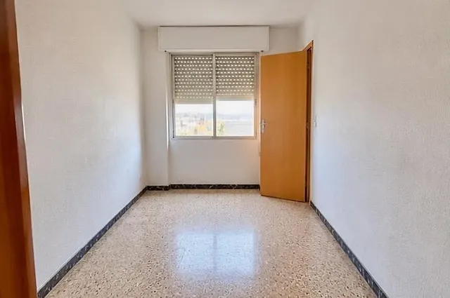 ¡en exclusiva! piso de 3 dormitorios para reformar a 300 metros de la playa de poniente, Benidorm — 7