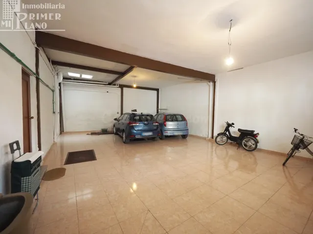 *¡OPORTUNIDAD DE ULTIMA HORA! 2 pisos y local-garaje en vent - foto 3