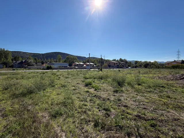 Venta finca urbana en Villaverde en Ponferrada — 8