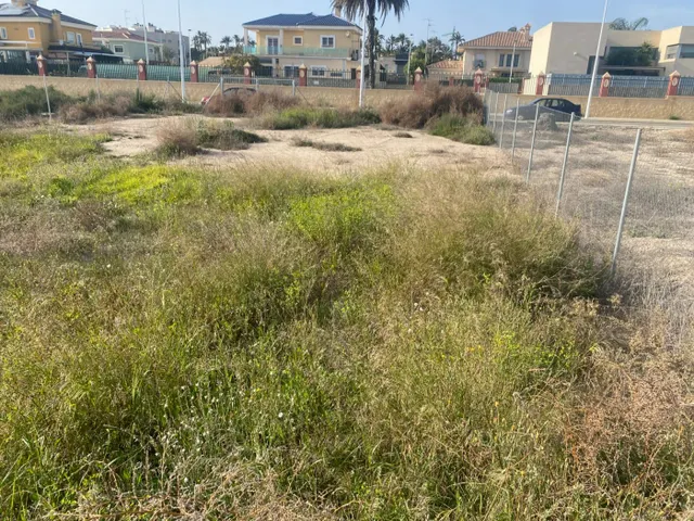 Exclusiva Parcela de 250 metros en La Torreta, Elche — 8