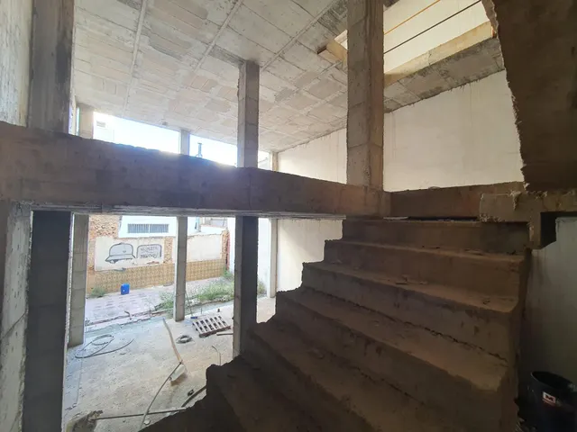 Edificio para terminar con el proyecto hecho, Elche — 6