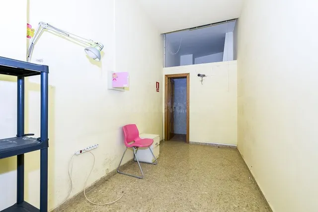 Local comercial 150m² en venta - Sur - foto 5