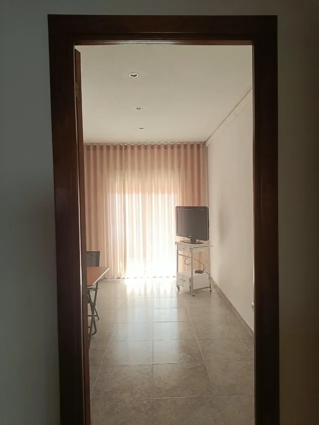Amplio y Luminoso Piso en Roquetes con Terraza — 37