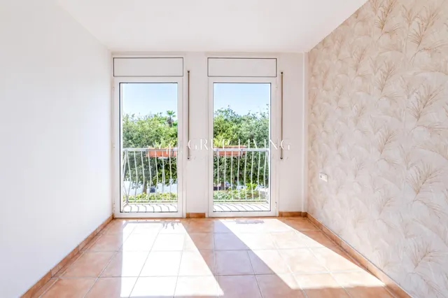 CASA PAREADA PARA DISFRUTAR DEL ESPACIO, TRANQUILIDAD Y CALIDAD DE VIDA EN SANT PERE DE RIBES — 23