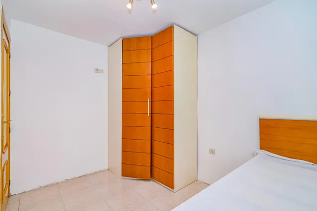 PISO DE TRES DORMITORIOS EN EL ZAIDIN — 24