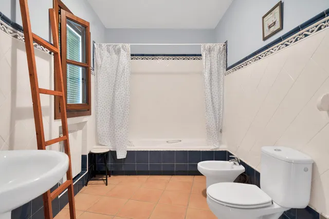 EXCEPCIONAL VILLA EN VENTA EN UN ENTORNO TROPICAL — 23
