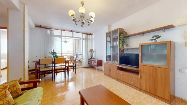 Apartamento luminoso, con ascensor y totalmente equipado a s - foto 2