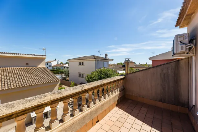 SE VENDE PAREADO EN MARRATXI — 34