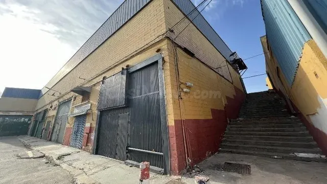 Nave industrial 430m² en venta - Ceuta