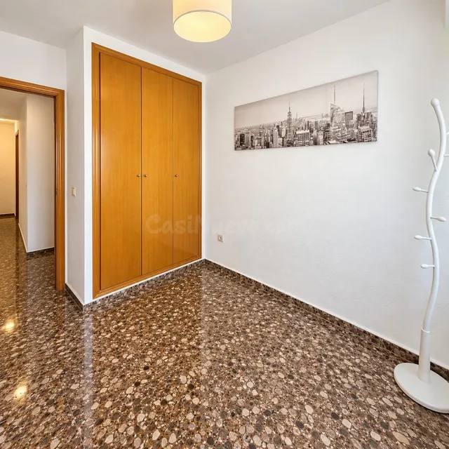 PISO DE 4 habitaciones EN ALQUILER EN BENICALAP — 5