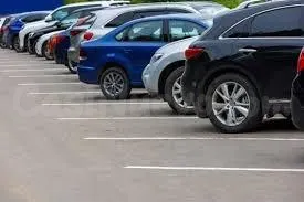 PALAMÓS: ALQUILER ANUAL DE PLAZA DE PARQUING CÉNTRICA, EN RE - foto 2